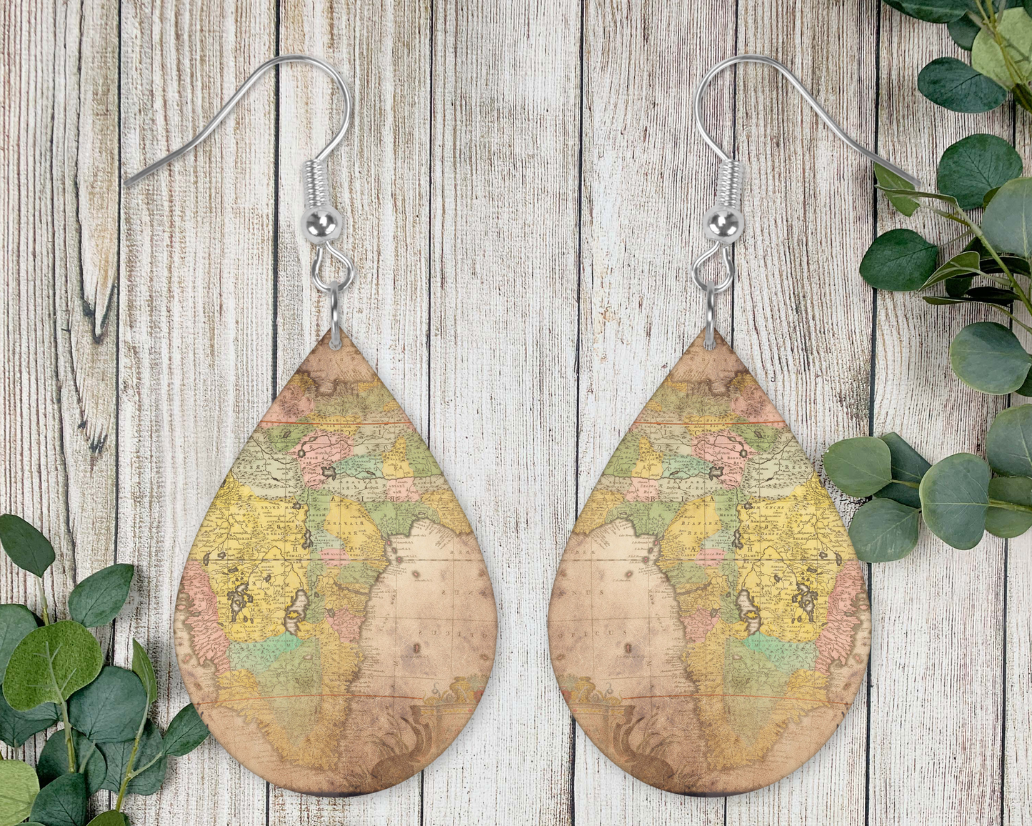 🌿 Earrings